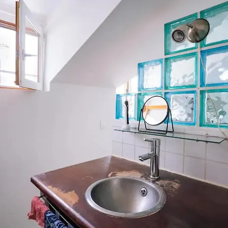 Charming 1bd Apart For 4 With Balcony Paris