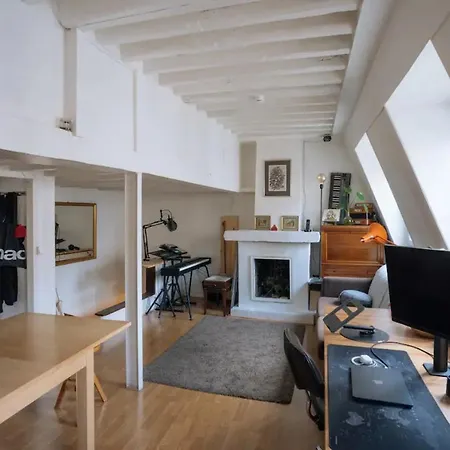 Charming 1bd Apart For 4 With Balcony Lejlighed *
