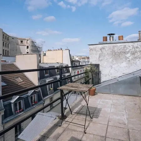 Charming 1bd Apart For 4 With Balcony Lejlighed